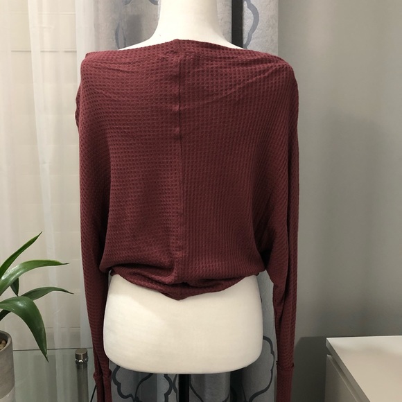 Off-the-Shoulder Sweater - Picture 3 of 4